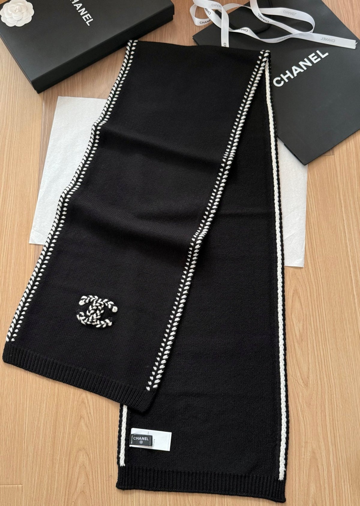 Chanel Style Contrast-Edge Knit Scarf