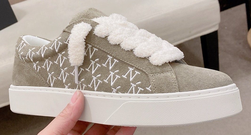 Numeris Suede Low-Top Sneakers